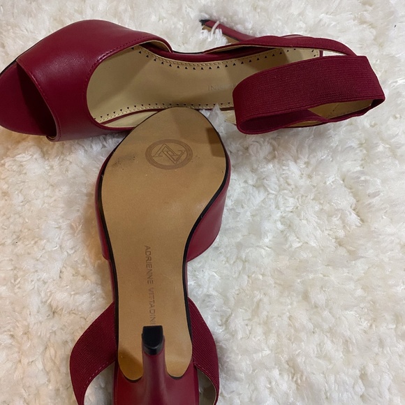 New Maroon Shoes - Picture 3 of 5